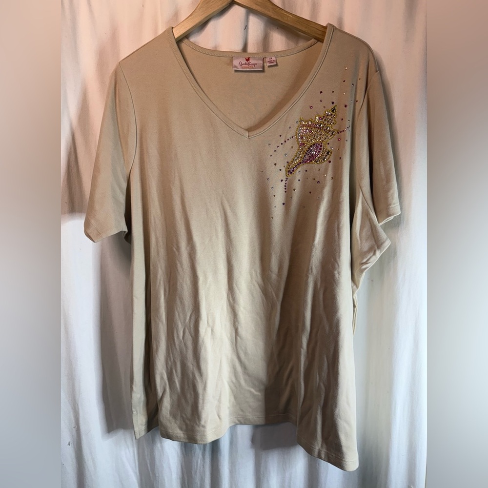Quacker Factory Tan Rhinestone Shell V-Neck Tee - Picture 2 of 6